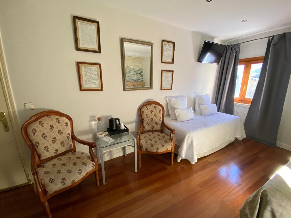 Hotel Casa Socotor Sallent De Gallego Ngoại thất bức ảnh