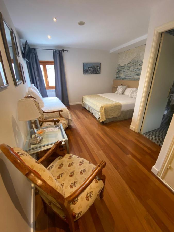 Hotel Casa Socotor Sallent De Gallego Ngoại thất bức ảnh